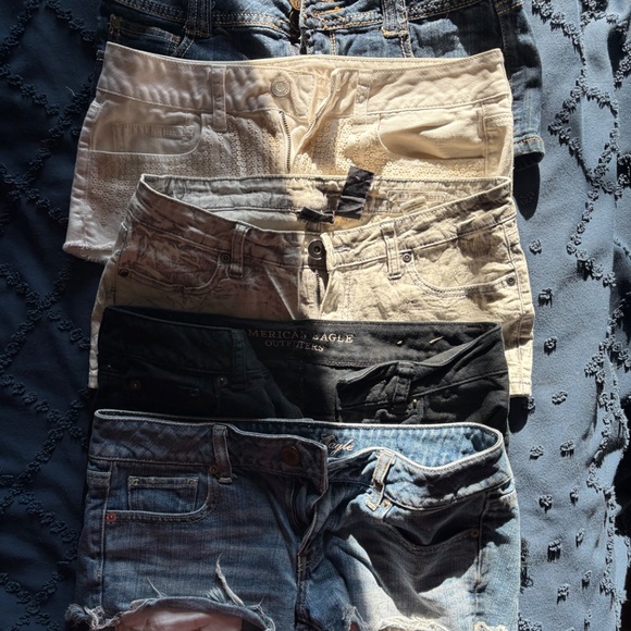 7 Pairs Mostly American Eagle Shorts - Size 4 - Picture 4 of 16